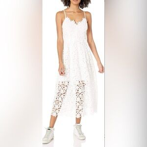 ASTR the label Women's Sleeveless Lace Fit & Flare Midi Dress Large NWOT